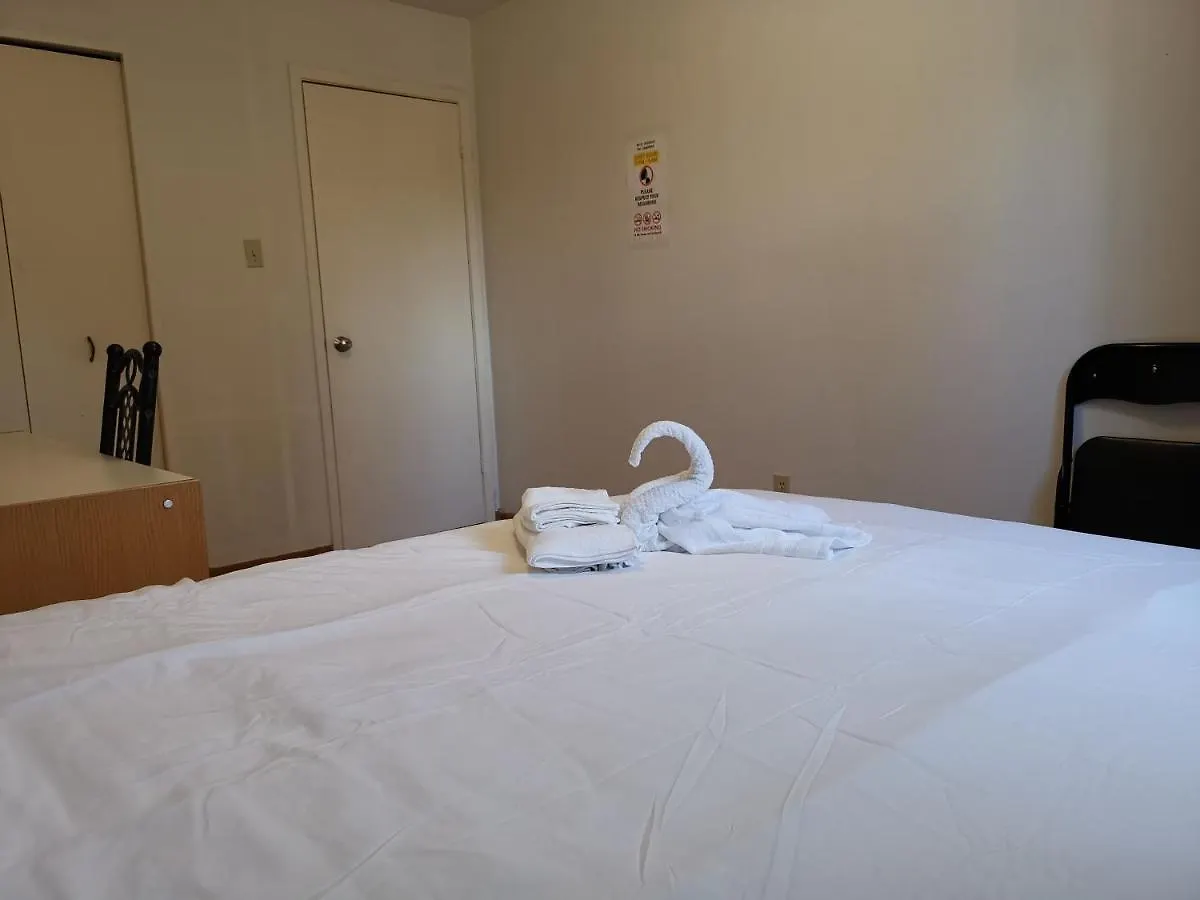 Guest house Private Rooms In House In North York Shared Kitchen Toronto Canada