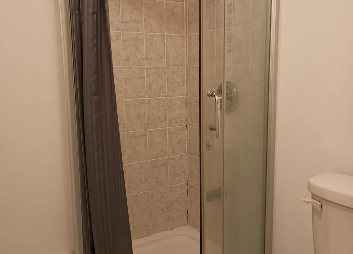 Private Rooms In House In North York Shared Kitchen Toronto 0*,  Canada