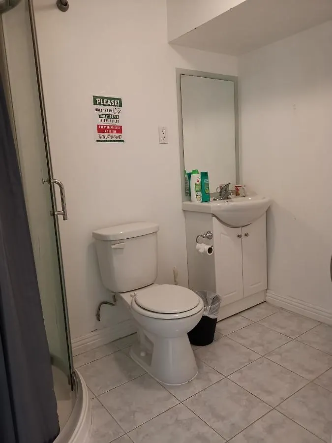 Private Rooms In House In North York Shared Kitchen Toronto Guest house